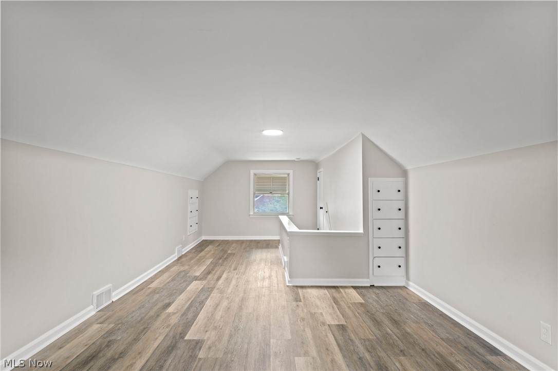 539 Figueroa Place Se Property Photo 26