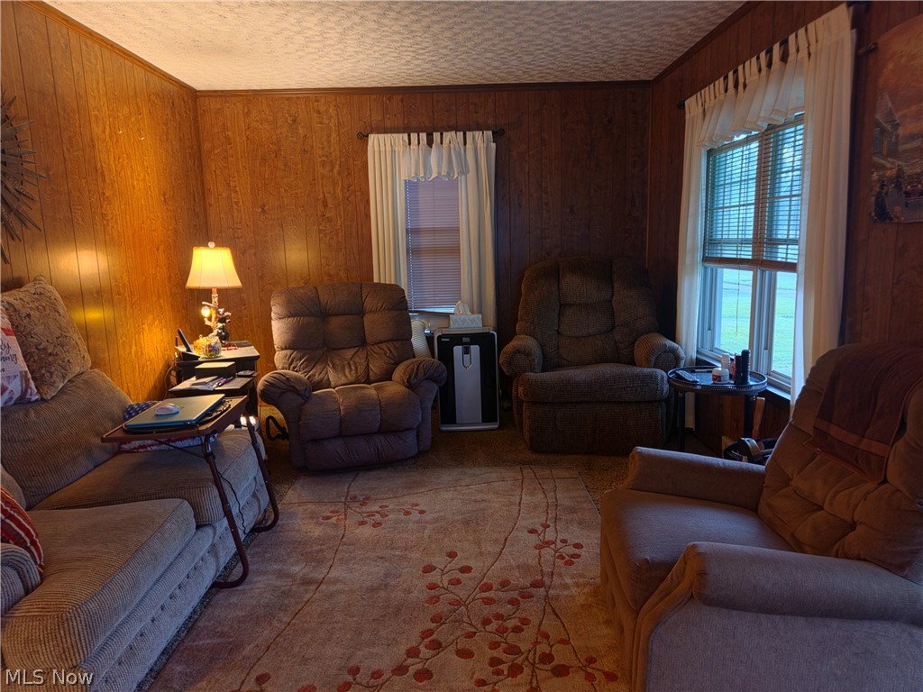 1935 E 44th Street Property Photo 3