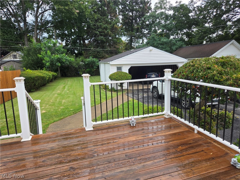 1935 E 44th Street Property Photo 17