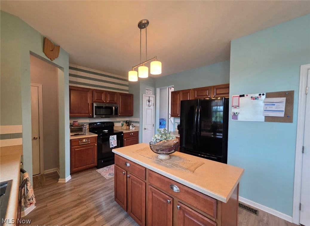 10065 Meadow Ridge Drive Property Photo 8