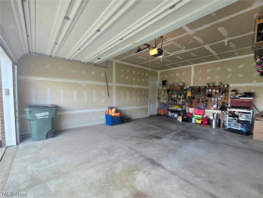 10065 Meadow Ridge Drive Property Photo 43