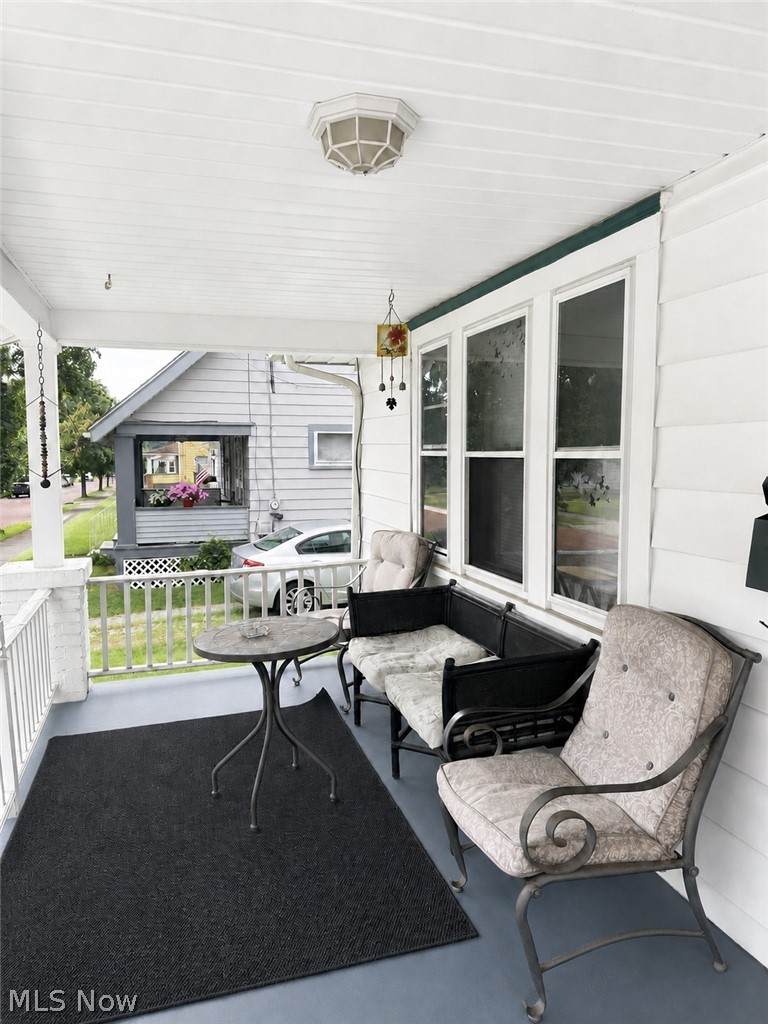 1182 Mount Vernon Avenue Property Photo 2