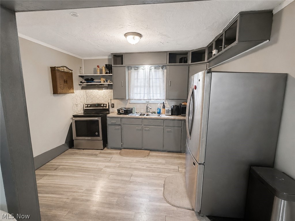 1182 Mount Vernon Avenue Property Photo 6
