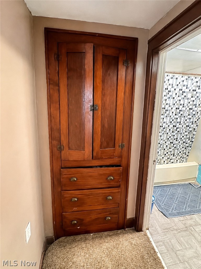 1182 Mount Vernon Avenue Property Photo 8