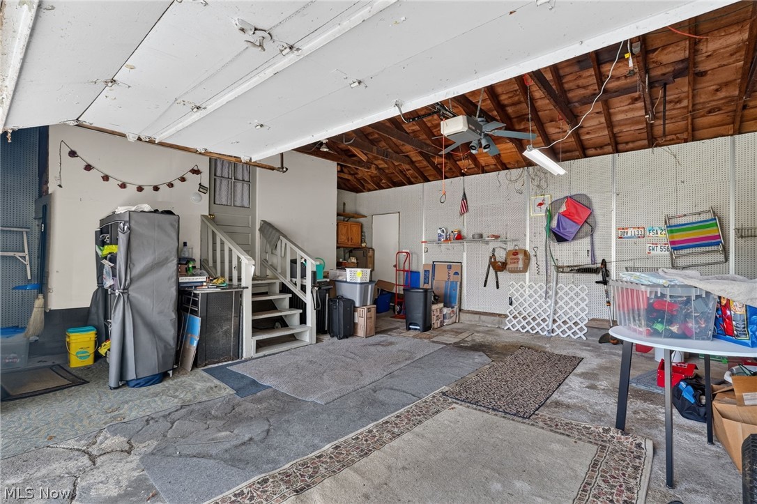 306 Everett Street Property Photo 45