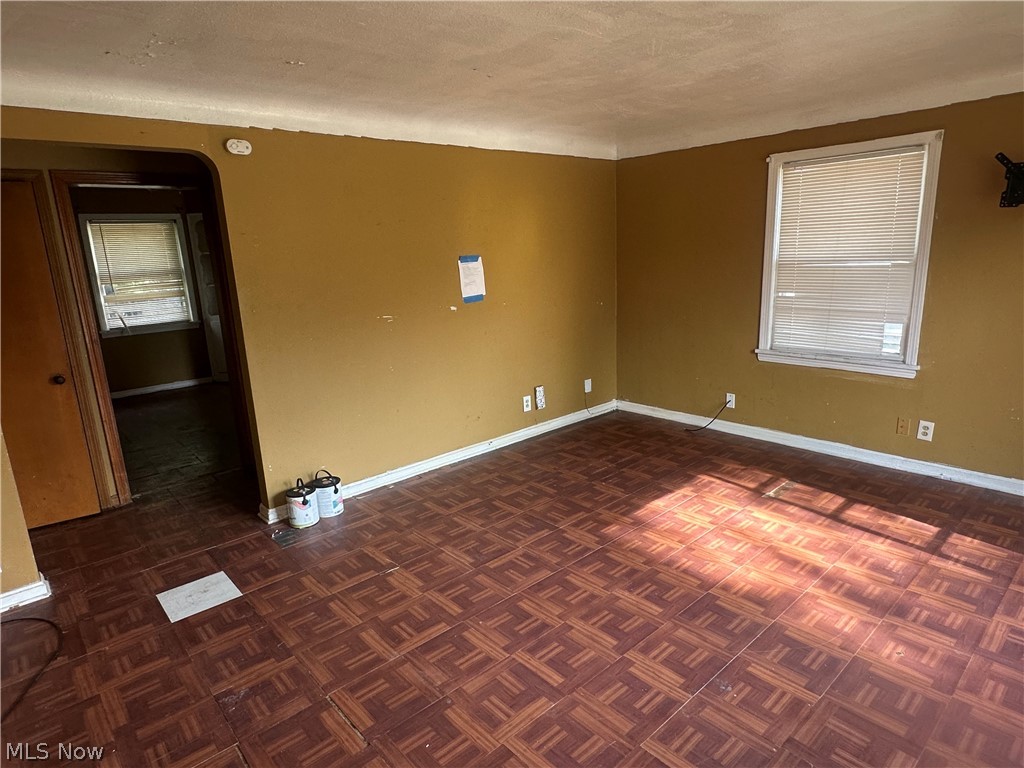 4154 E 153rd Street Property Photo 7