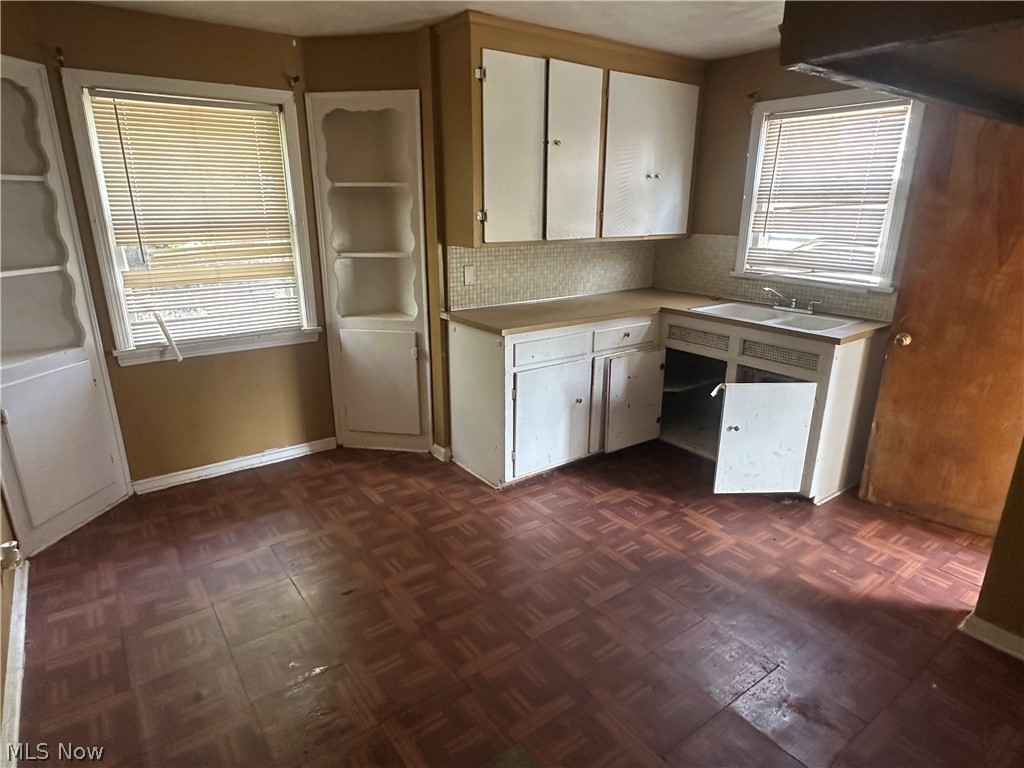 4154 E 153rd Street Property Photo 10