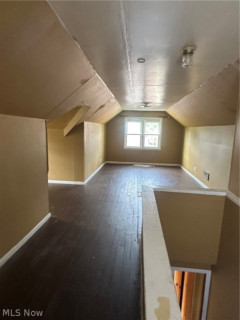 4154 E 153rd Street Property Photo 18