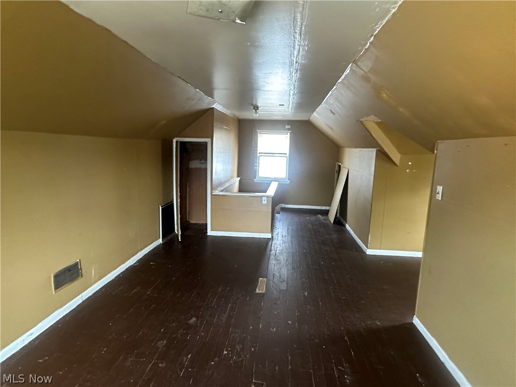 4154 E 153rd Street Property Photo 19