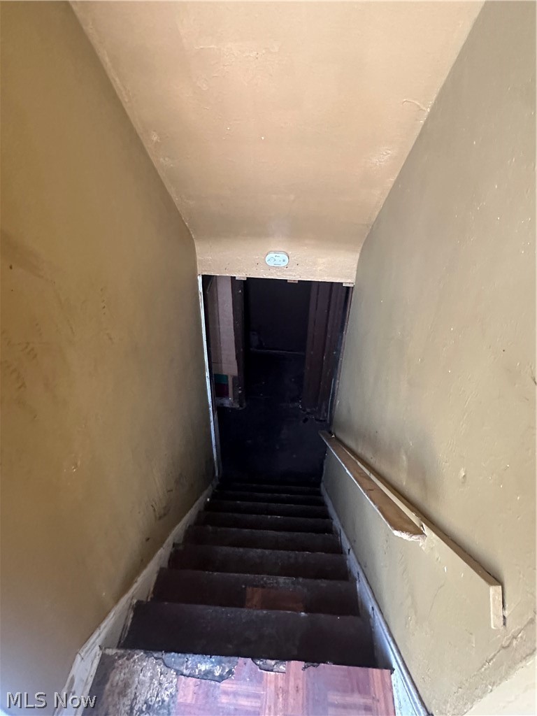 4154 E 153rd Street Property Photo 20
