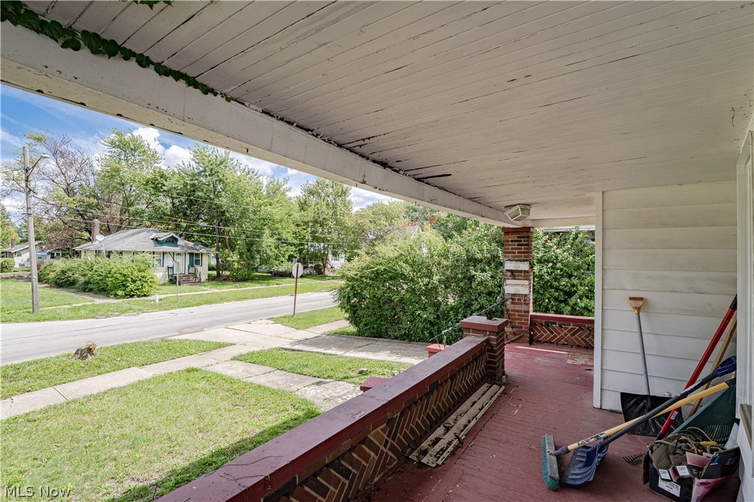 1700 Wayside Road Property Photo 3