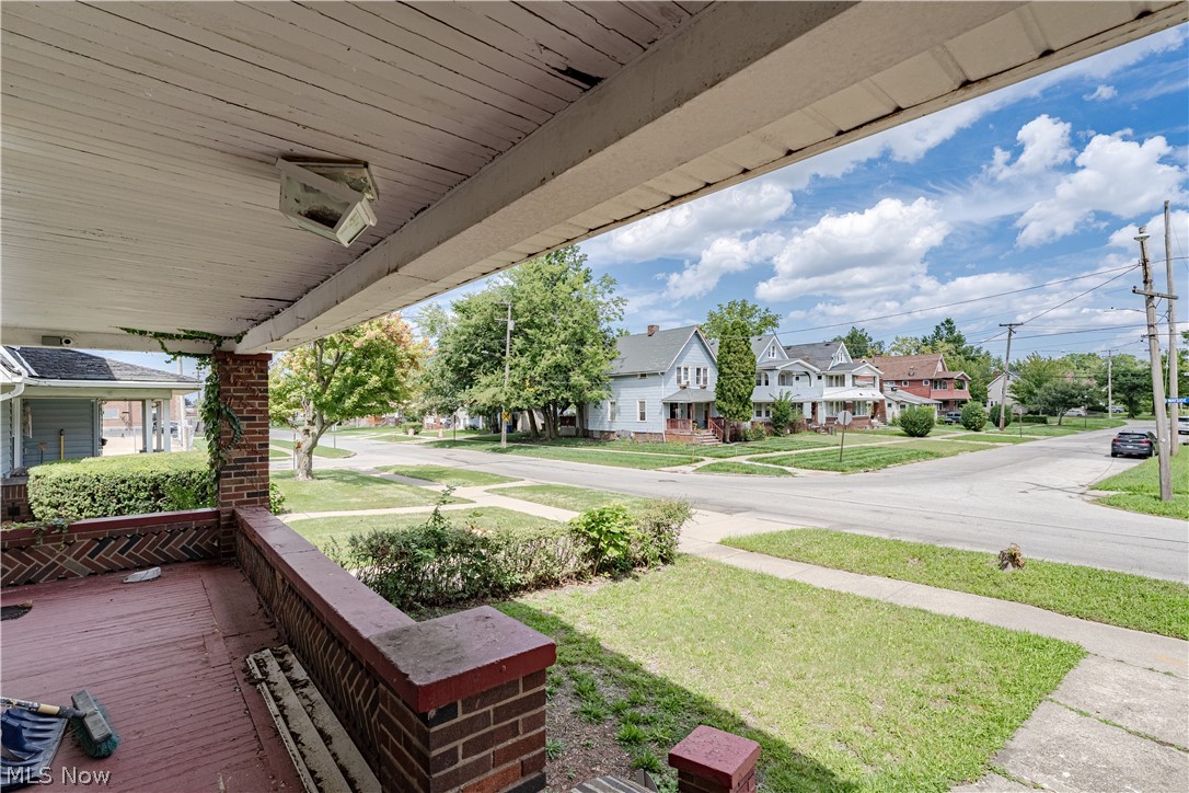 1700 Wayside Road Property Photo 4