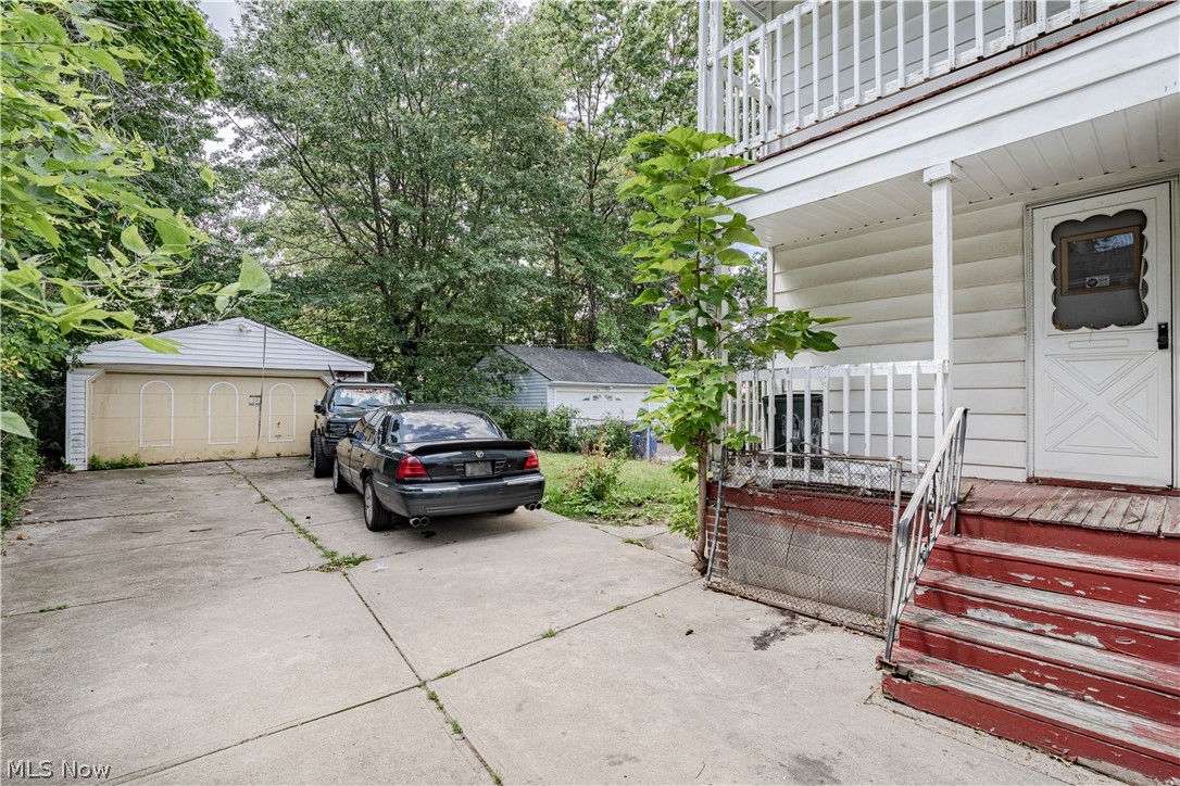 1700 Wayside Road Property Photo 16