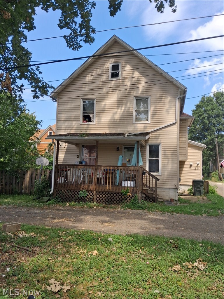 925 Wilson Place Nw Property Photo 1