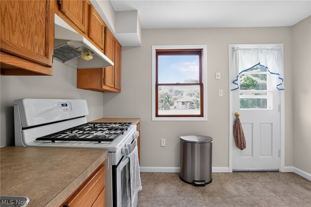 1112 Danforth Road Property Photo 10