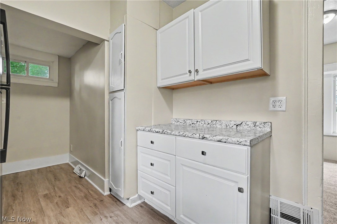 944 Redfern Avenue Property Photo 10