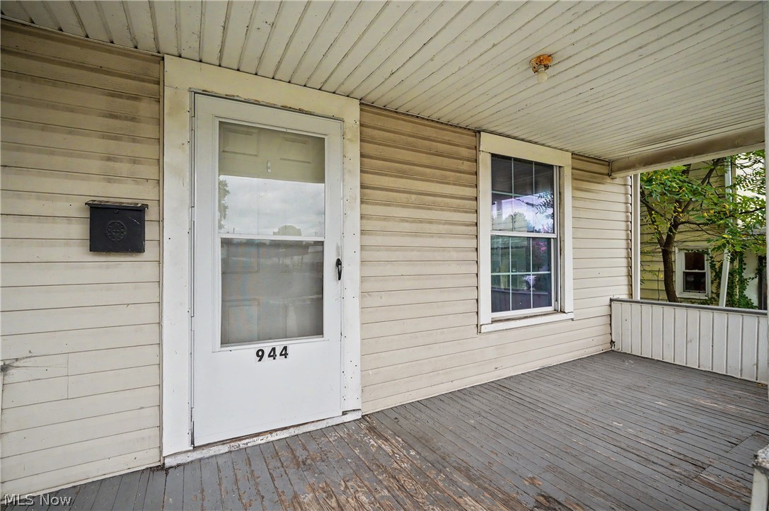 944 Redfern Avenue Property Photo 21