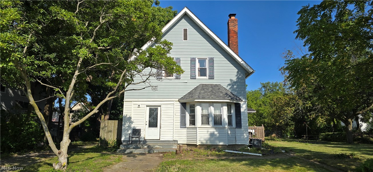 1518 Middle Avenue Property Photo 1