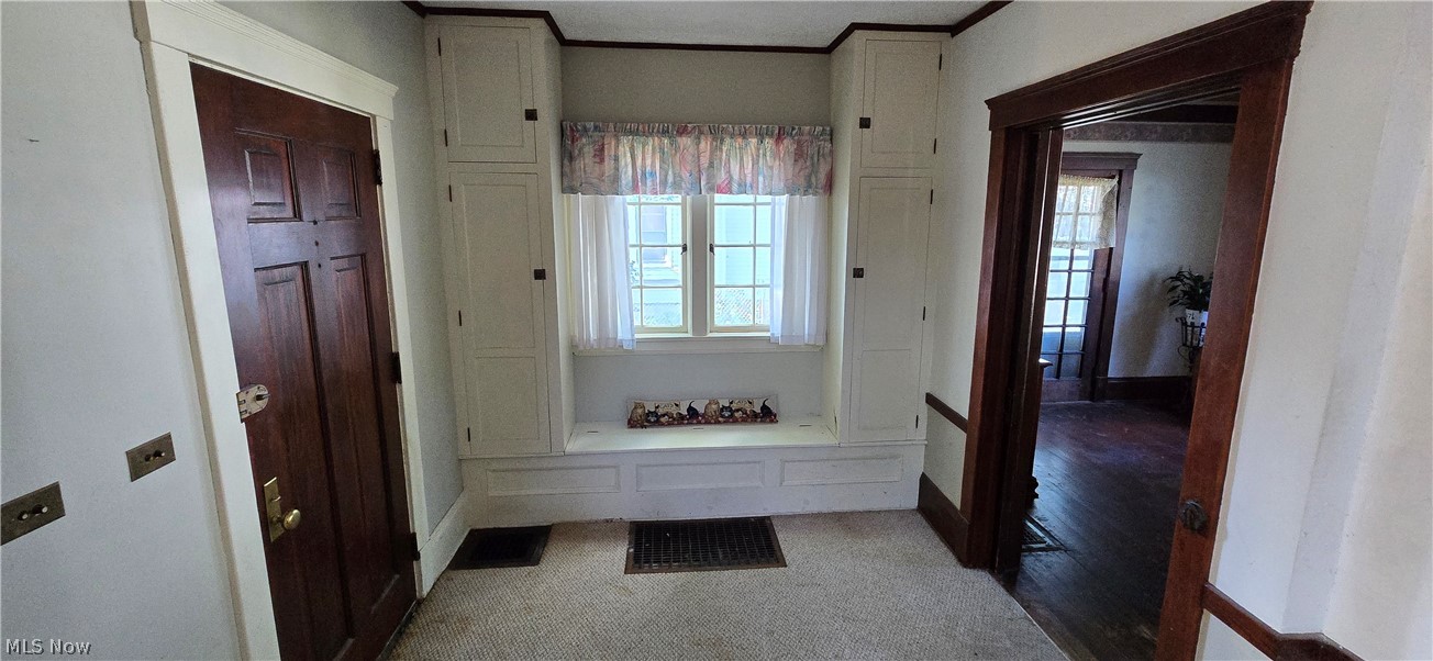 1518 Middle Avenue Property Photo 13