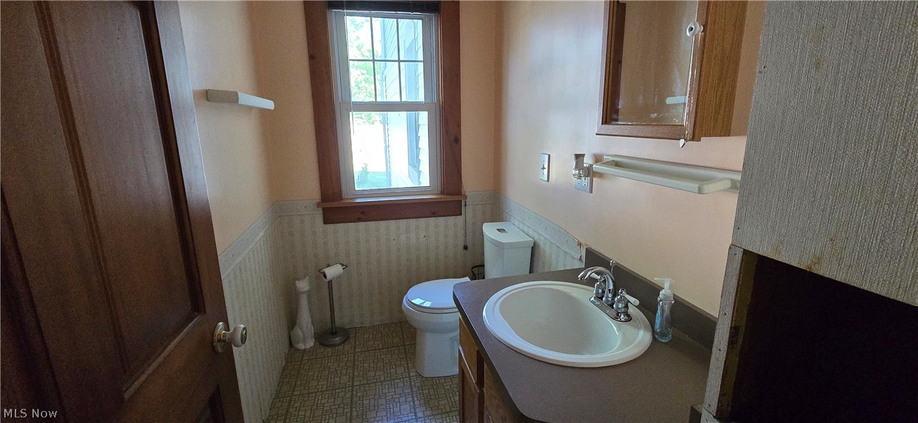 1518 Middle Avenue Property Photo 19