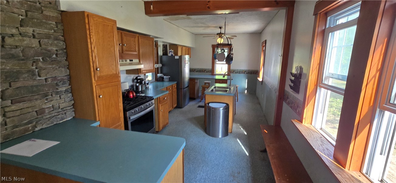 1518 Middle Avenue Property Photo 20