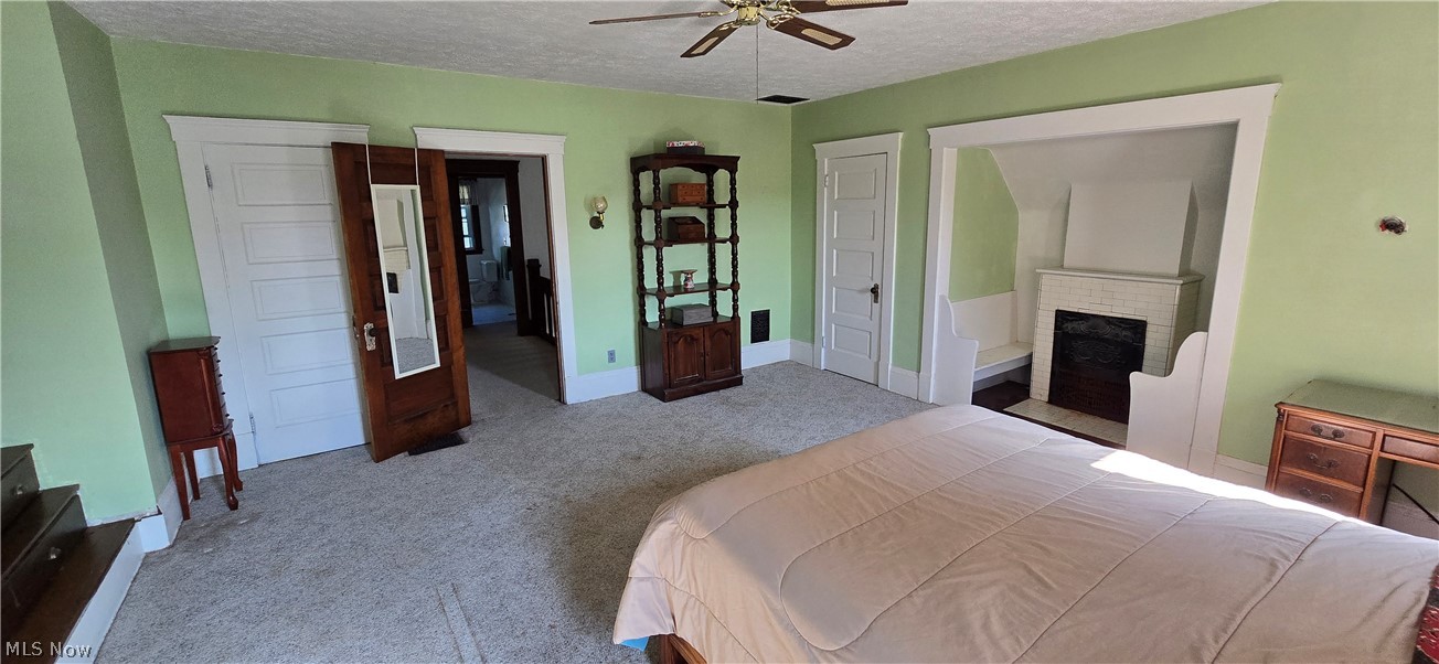 1518 Middle Avenue Property Photo 28
