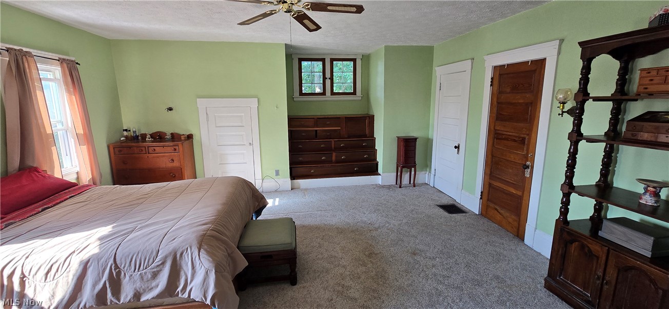 1518 Middle Avenue Property Photo 30