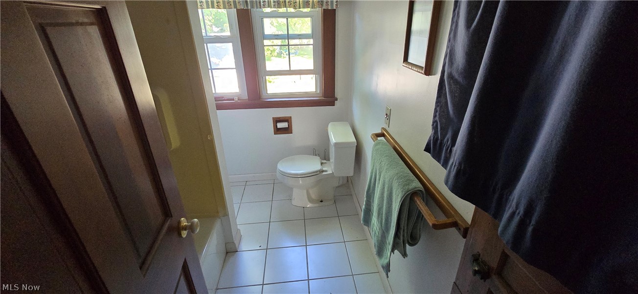1518 Middle Avenue Property Photo 32