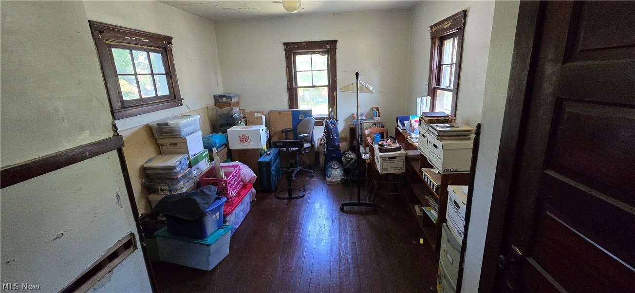 1518 Middle Avenue Property Photo 35