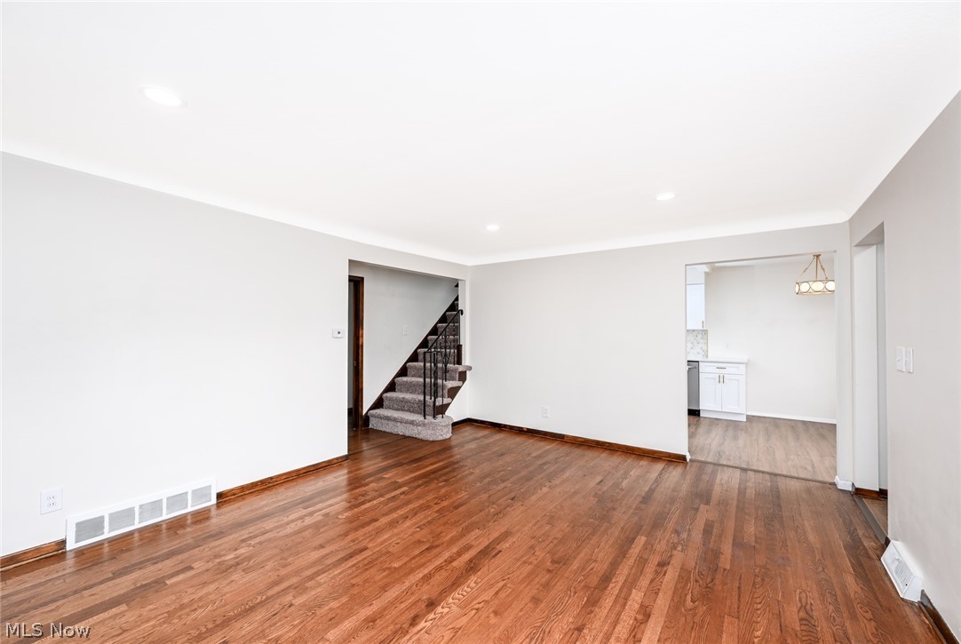 28101 Lake Shore Boulevard Property Photo 14