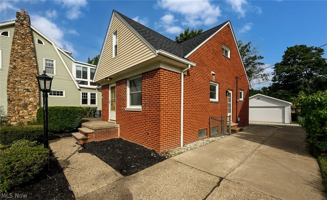28101 Lake Shore Boulevard Property Photo 42