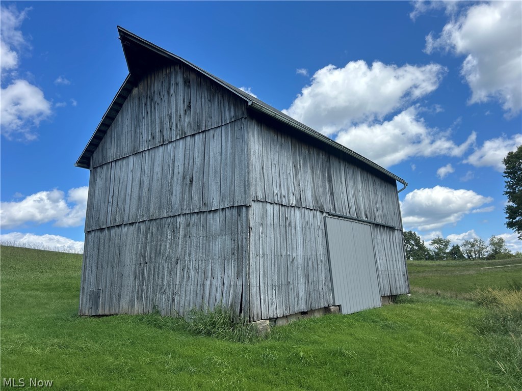 44713 State Route 541 Property Photo 5