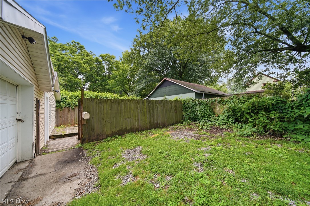 1116 Mcintosh Avenue Property Photo 16
