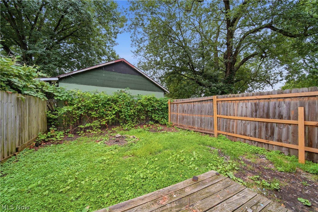 1116 Mcintosh Avenue Property Photo 25