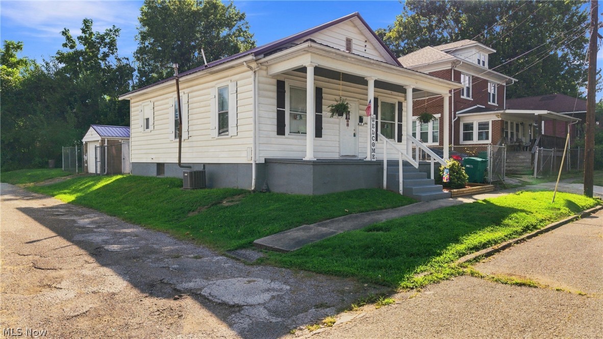 1008 Tefft Street Property Photo 1