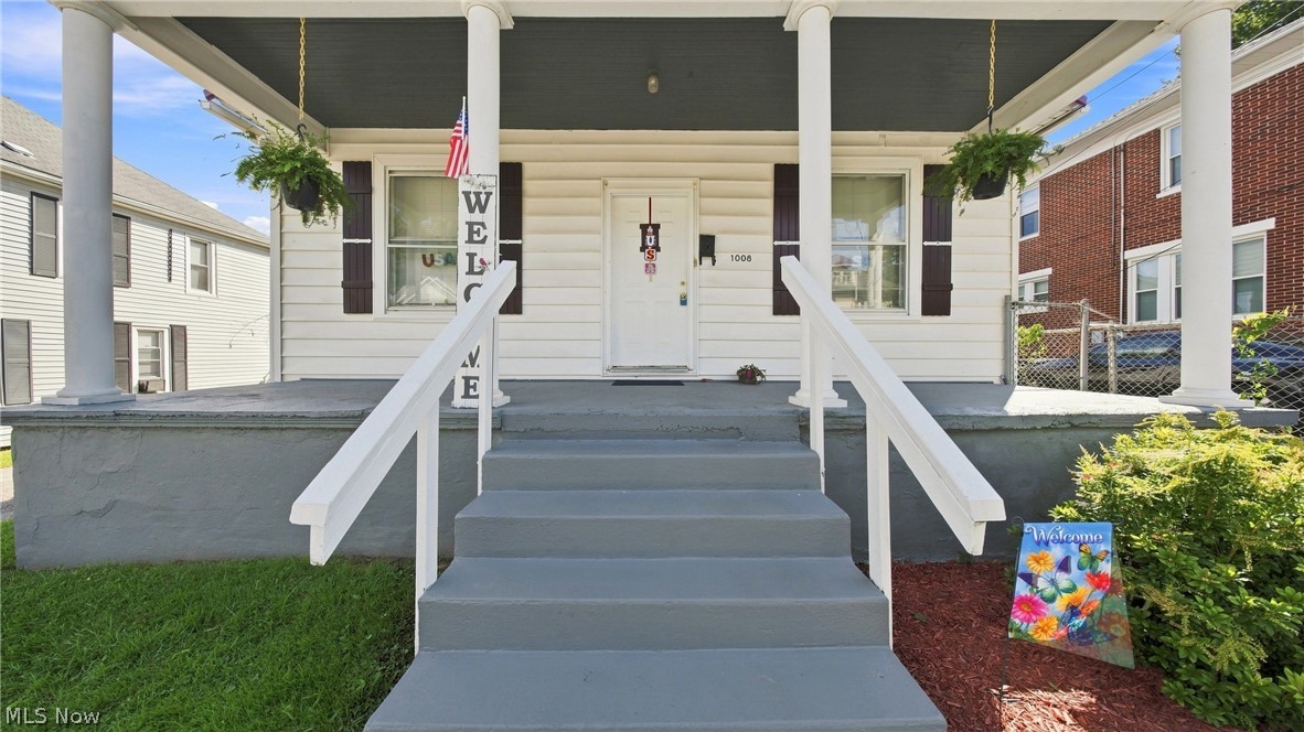 1008 Tefft Street Property Photo 4