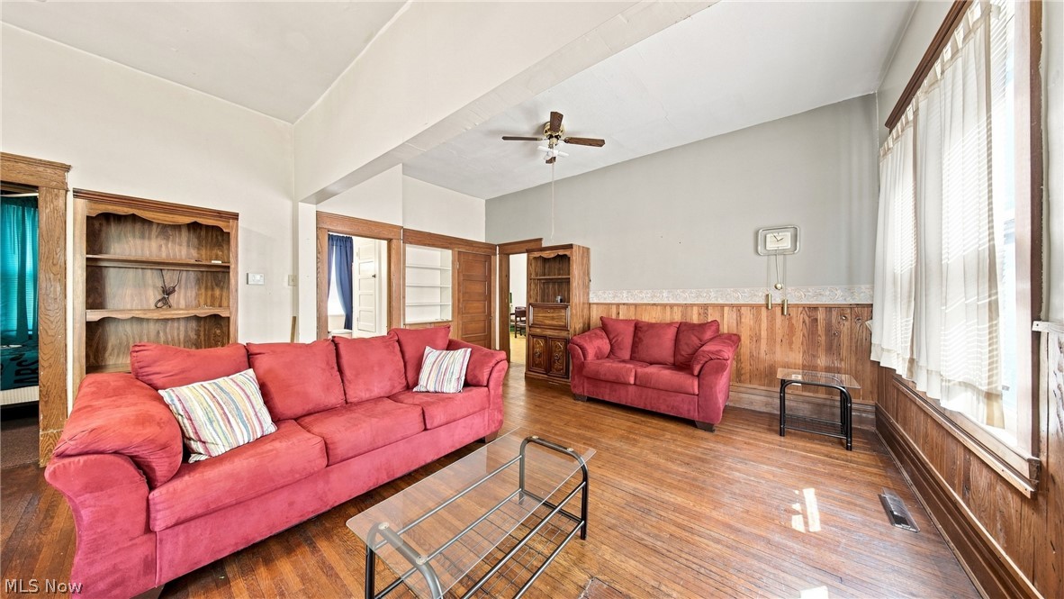 1008 Tefft Street Property Photo 13