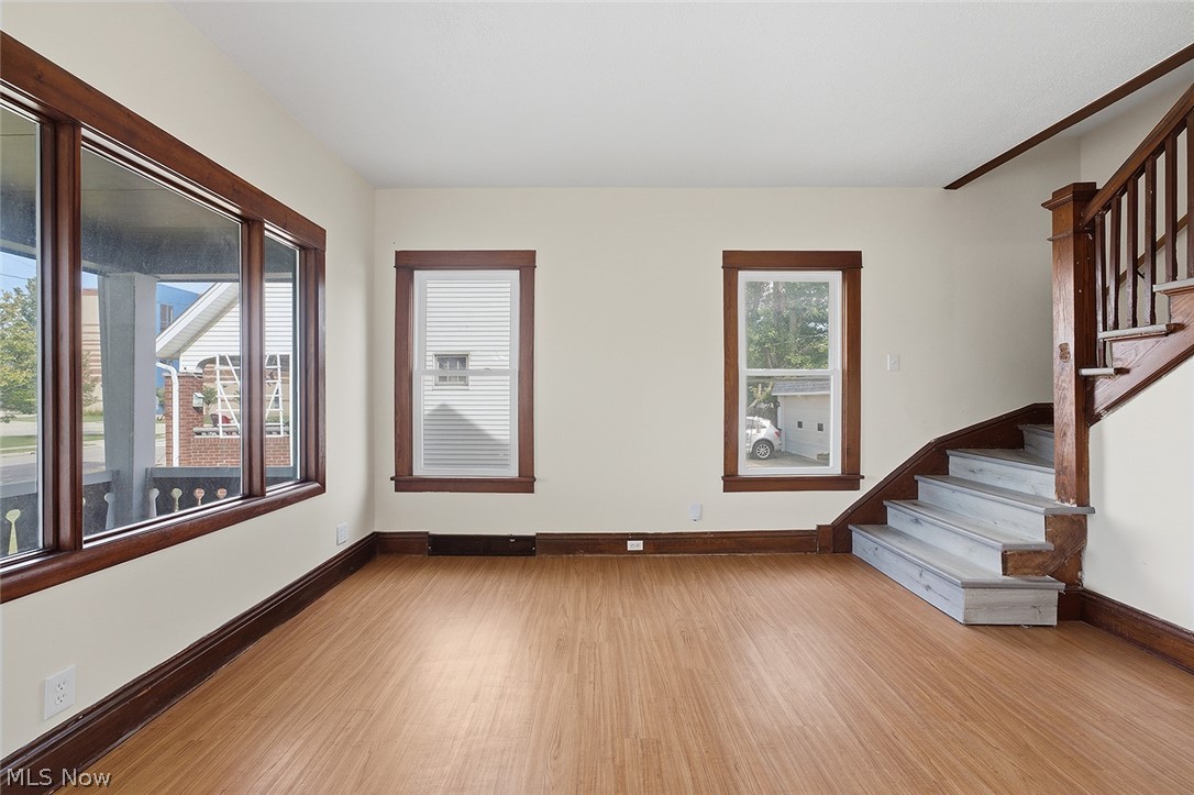 18206 Harland Avenue Property Photo 6