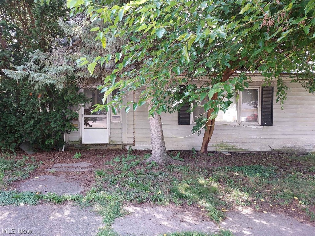 210 Union Avenue Property Photo 1