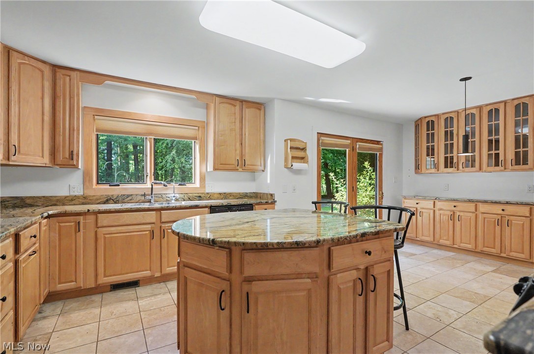 4389 Everett Road Property Photo 3