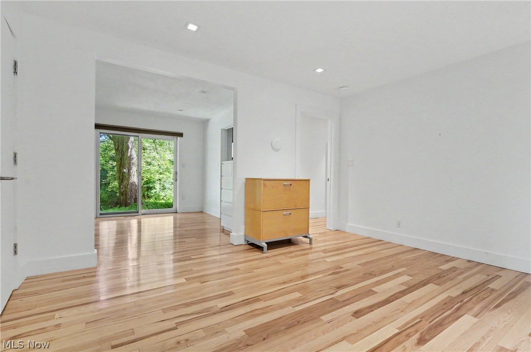 4389 Everett Road Property Photo 11