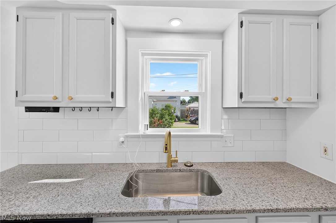 401 E 288th Street Property Photo 13
