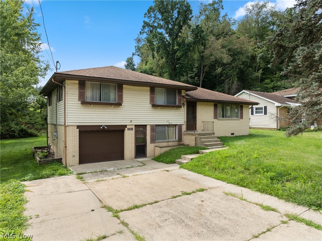 301 Alpine Drive Property Photo 1