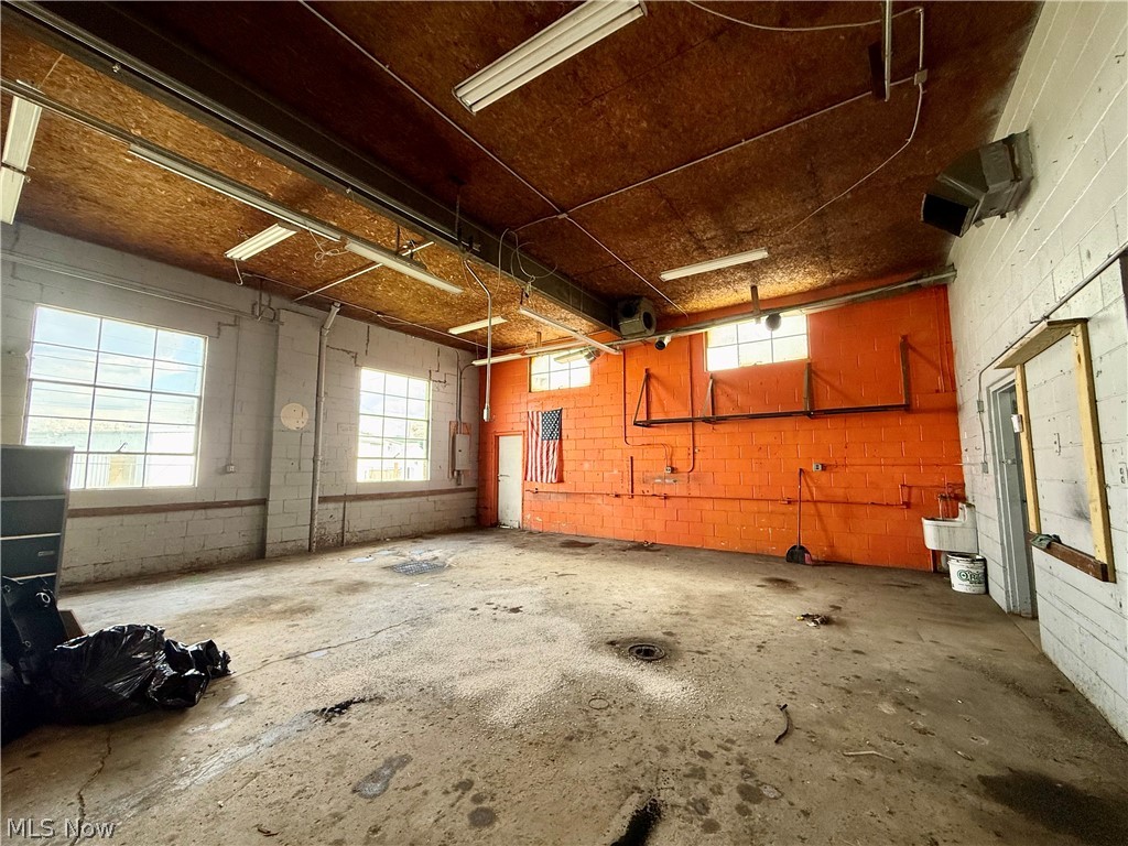 735 Denman Avenue Property Photo 3