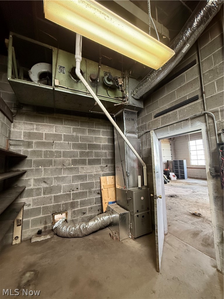 735 Denman Avenue Property Photo 4