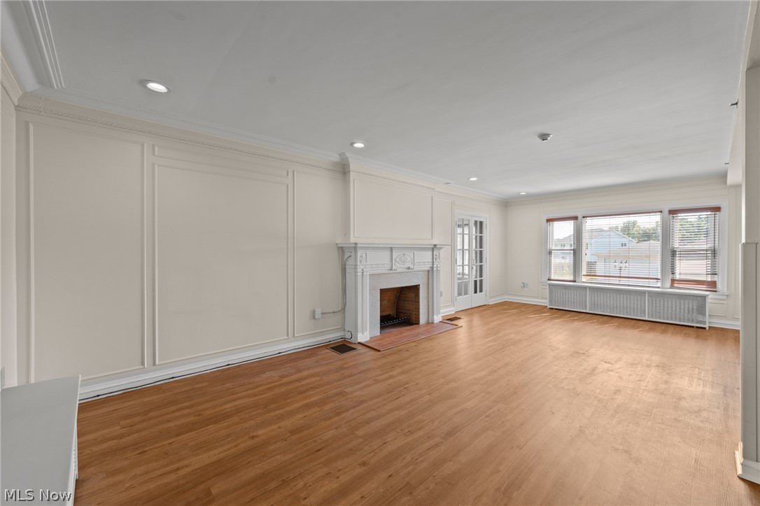 211 E Schaaf Road Property Photo 2