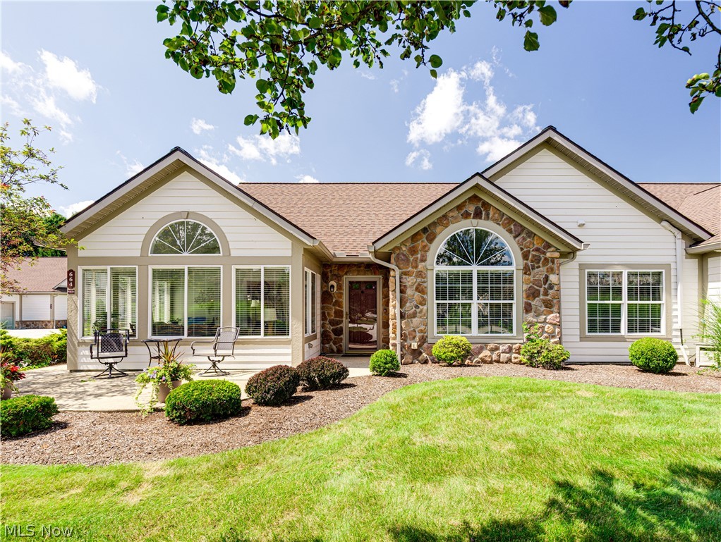 664 Crossings Circle Property Photo 1