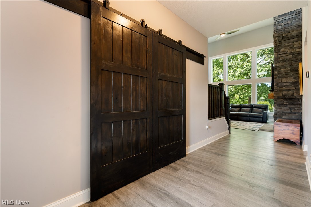 5585 Shadow Ridge Circle Nw Property Photo 2