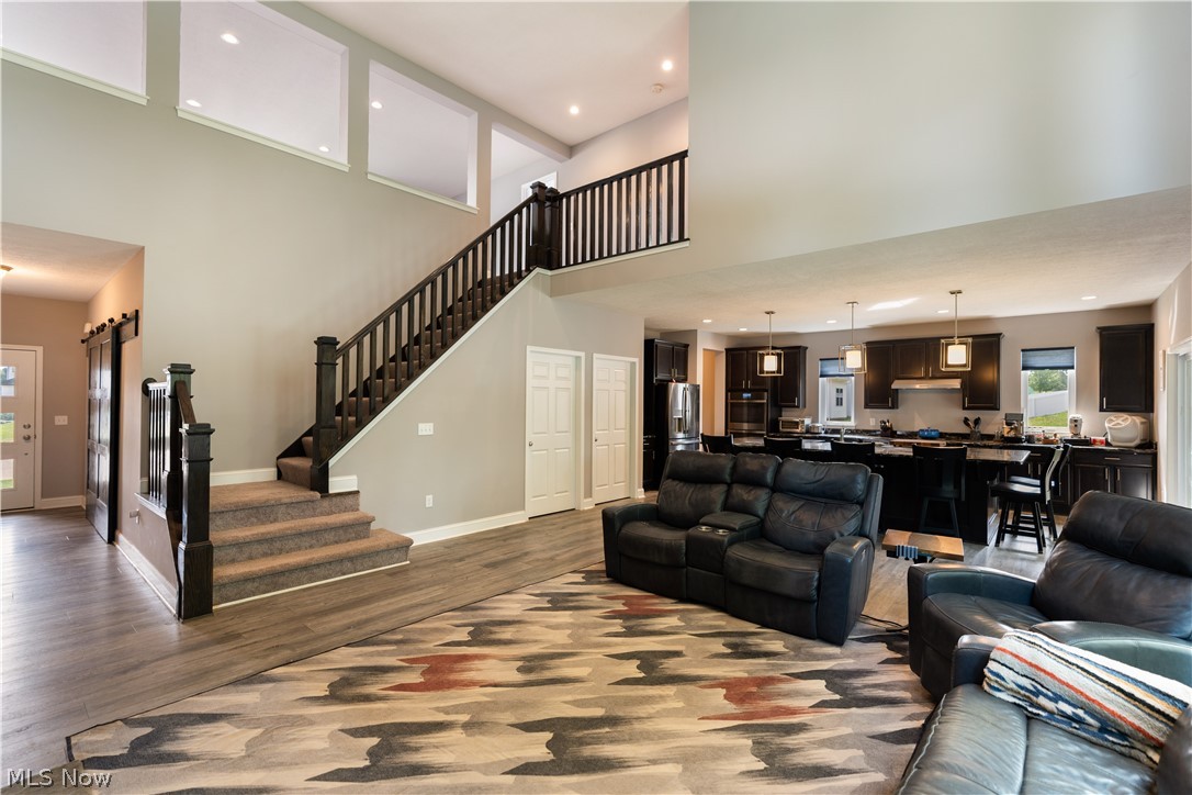 5585 Shadow Ridge Circle Nw Property Photo 6