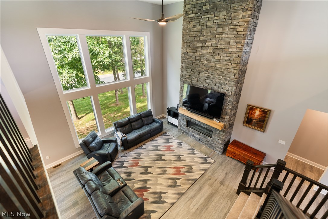 5585 Shadow Ridge Circle Nw Property Photo 8
